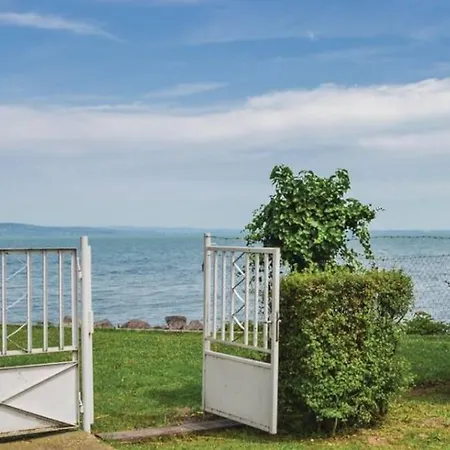 Holiday home Picur Lak