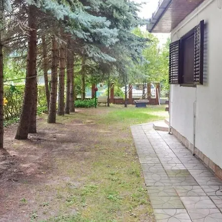 Holiday home Picur Lak *